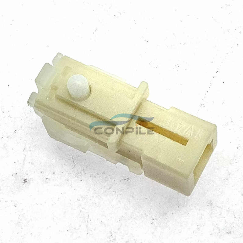 

for toyota Yaris Vios verso carrolla Camry 84052 Key Unlock Switch