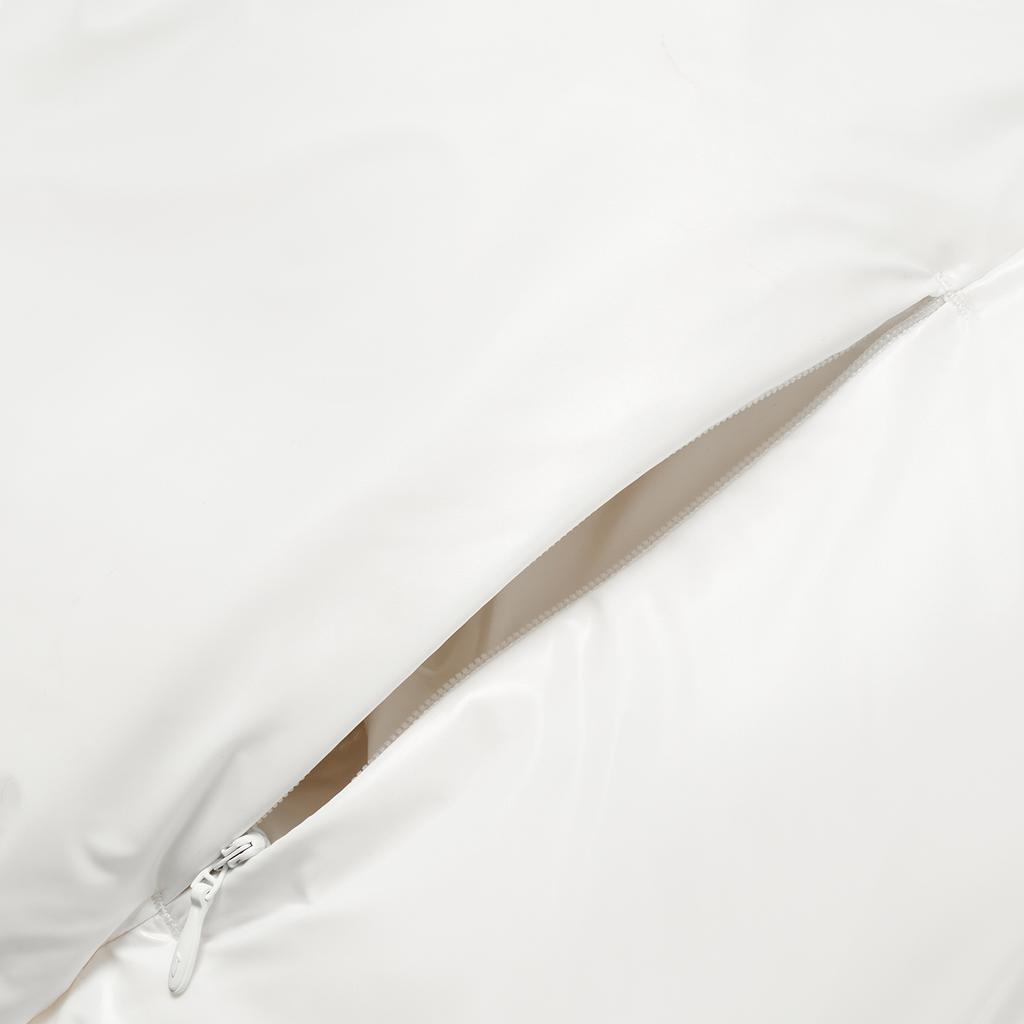 Li Ning Sports Lifestyle Series Color-Blocked Stand Collar Loose Short Down Jacket Women Outerwear Off-White Black AYMT368-1