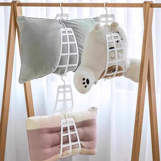 2Pcs Hanging Pillow Drying Racks Strong Load-bearing Adjustable Windproof Bedding Throw Pillows Hanger Plush Doll Dryer Rack