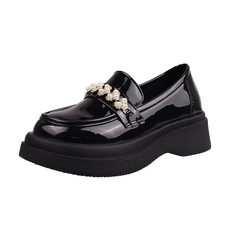 Loafers women's spring 2025 new niche design small fragrant French black British thick-soled small leather shoes