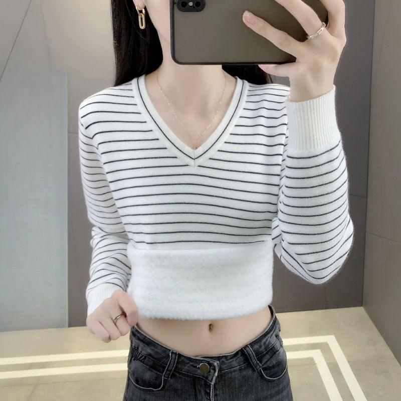Fleece and Thickened Sweater Women's One-piece Fleece Top Women's Autumn and Winter V-neck Pullover Striped Long-sleeved Slim and Warm Knitted Sweater