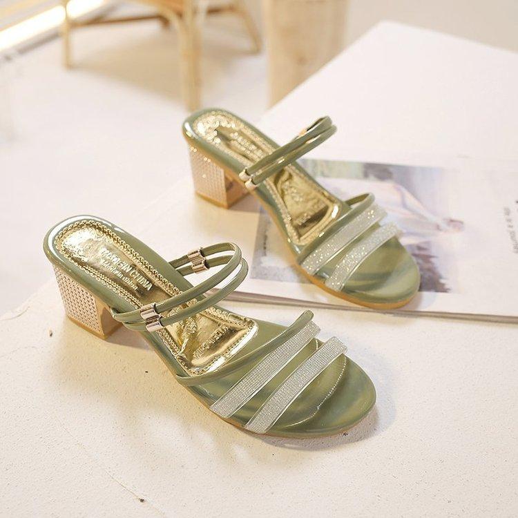 

2024 New Fashion Women s Slippers Summer Low-heeled Women s Sandals Open Toe Rubber Sole Lightweight and Comfortable 35 зелёный