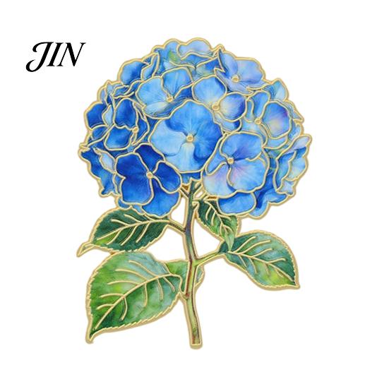 Natural Color Gradient Brooch Pin, Enamel Hydrangea Shape Lapel Polished Edges Backpack Corner Decorative Badge for Coat Collars Scarves Canvas