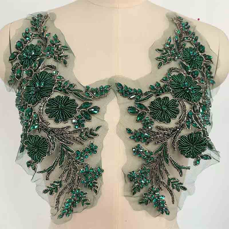 Handmade Diamond Gold Thread 3D Flower Embellishment Sew-On Rhinestones for Wedding Dresses Shoes DIY Projects-Made Felt