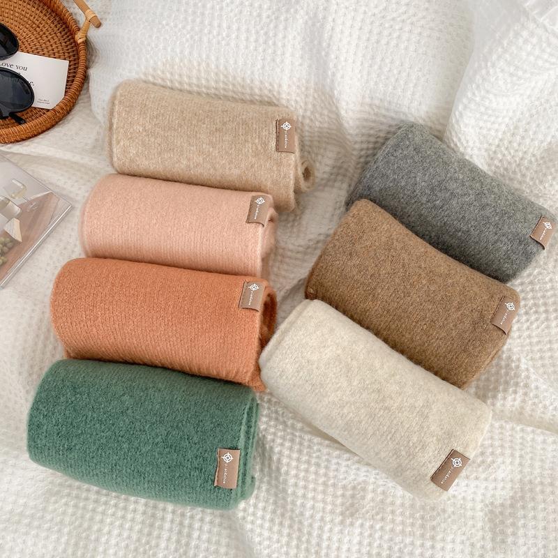 Age-reducing green wool knitted wool small scarf versatile student short women's winter scarf couple men