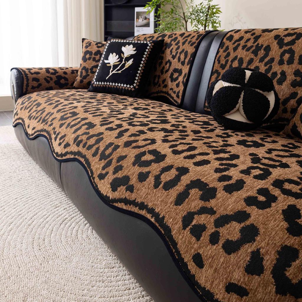 Special-Shaped Chenille Sofa Cushion, Universal In All Seasons, High-End Sofa Seat Cushion  New Non-Slip Sofa Cover Towel