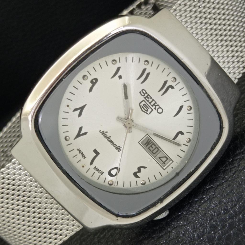 

ВИНТАЖНЫЕ МУЖСКИЕ АВТОМАТИЧЕСКИЕ ЧАСЫ SEIKO 5 JAPAN 7009A С АРАБСКИМ СЕРЕБРИСТЫМ ЦИФЕРБЛАТОМ a702117-5 R208-a702117