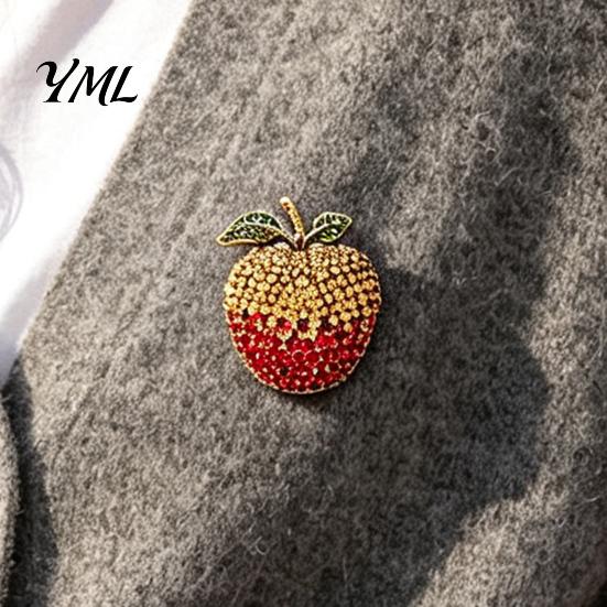 Bag Decorative Pin Rhinstone Fruit Brooch for Women, Shape Alloy Lapel Retro Pin, Clothing Jewelry Accessories Wedding Party Prom