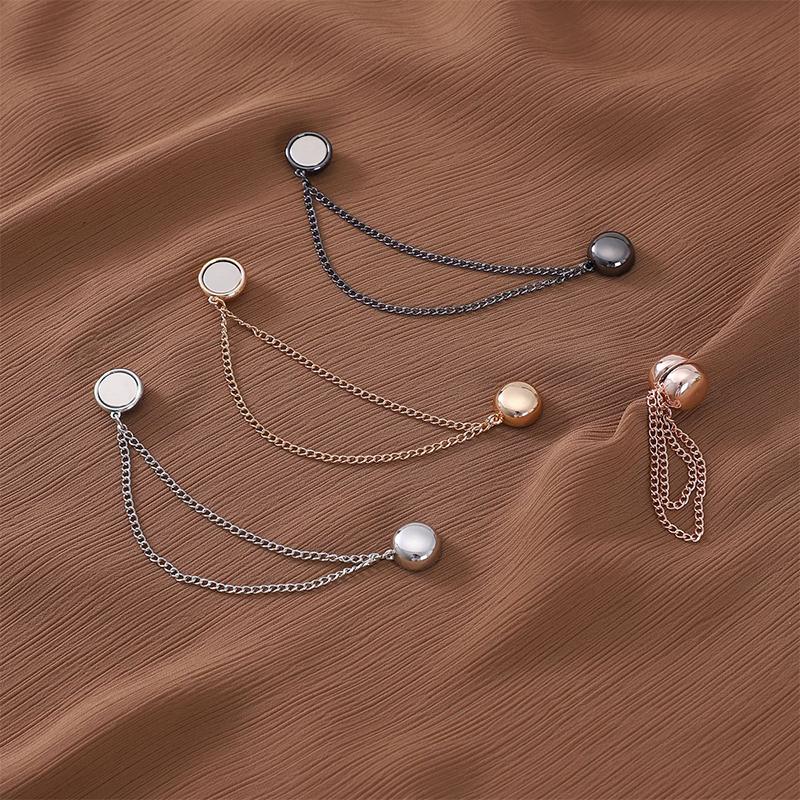 2 Stück Magnetischer Kleiderclip mit Kette Metallknöpfe Clip Wickeltücher Schal Hosenbeine Manschette Befestigung Magnet Kein Loch Stifte