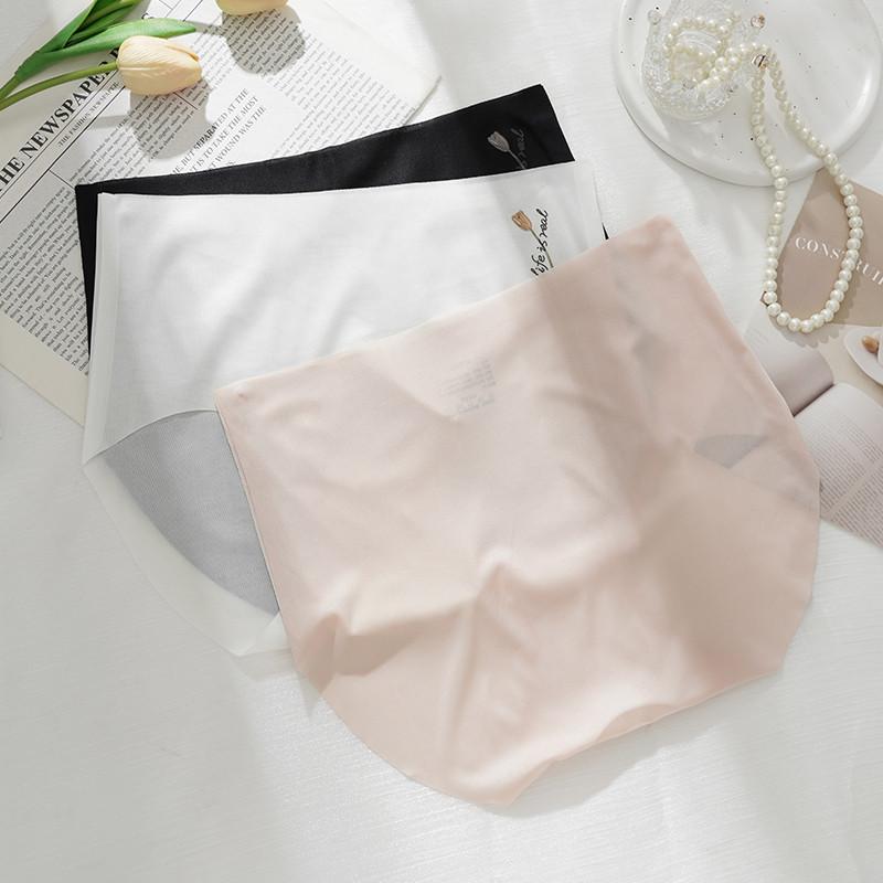 Women's Tulip Summer Thin High Waist Seamless Ice Silk Panties Breathable Pure Cotton Crotch Quick-drying Soft Comfort Yoga Sports Briefs