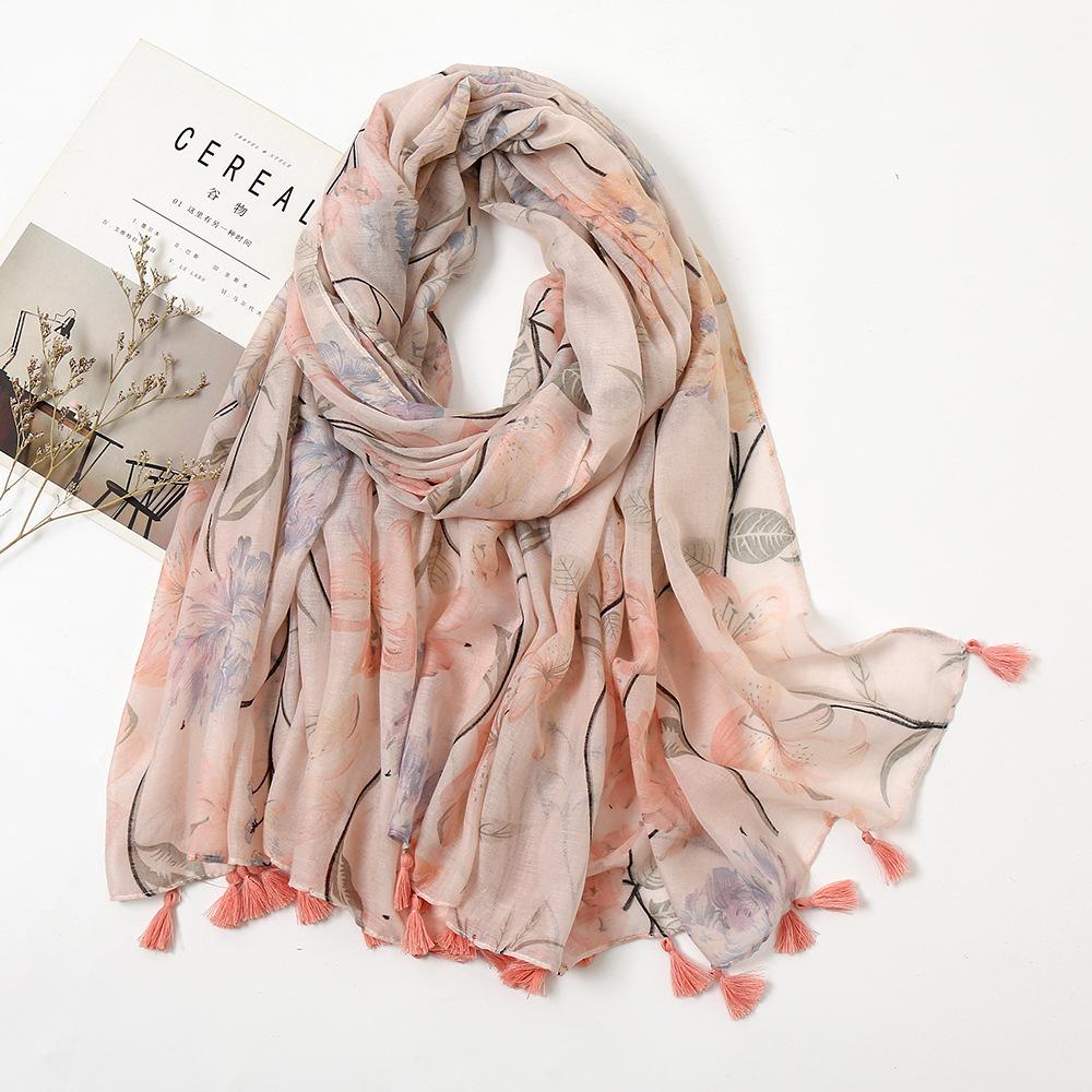 Lovely Patchwork Aztec Floral Tassel Viscose Shawl Scarf Lady High Quality Wrap Headband Bufandas Muslim Hijab Sjaal 180*90Cm