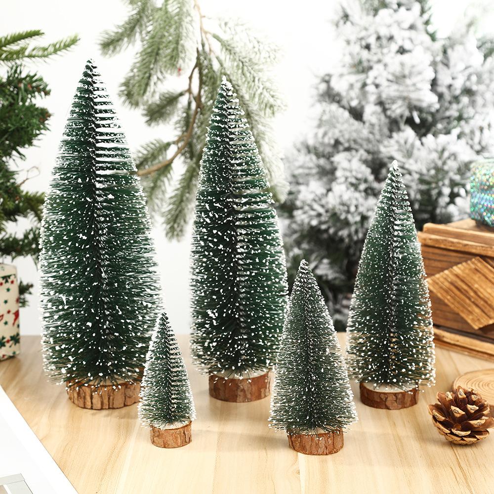 Christmas Mini Snow-covered Pine Tree Decoration Piece Festive Atmosphere with Snow-covered Pine Tree on The Tabletop, Christmas Tree Decoration Piece