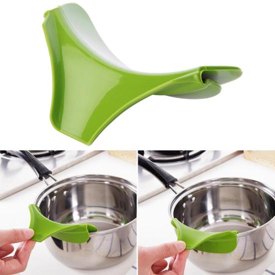 Silicone Kitchen Utensil Cookware Pan Bowl Leak-proof Rim Deflector Pourer Tool