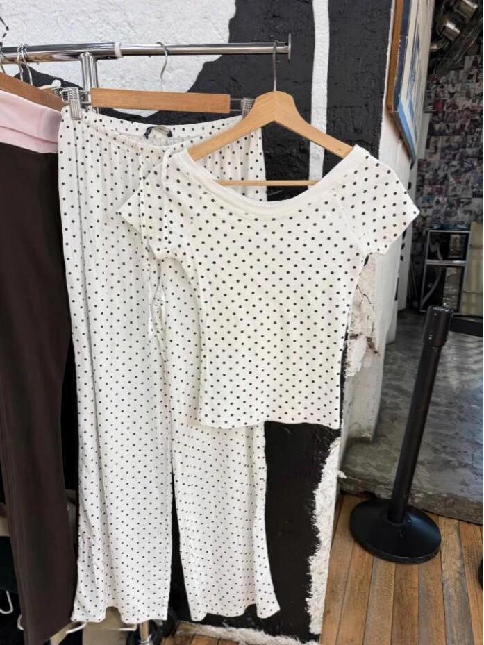 BM American Polka Dot Slim Fit Short Sleeve Round Neck T-shirt