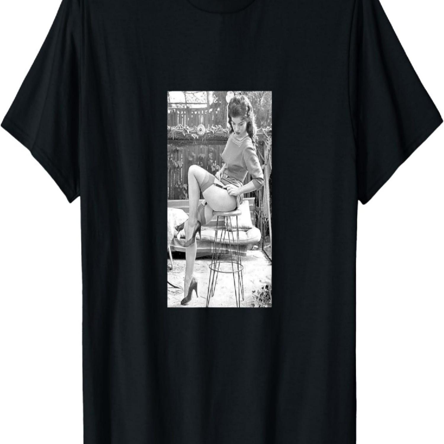 

Retro T-Shirt Motif, Vintage Black and White Photography by Frau T-Shirt S чёрный