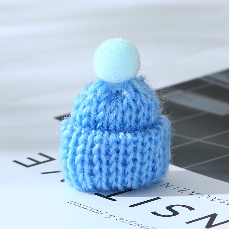 Korean Style Knitted Wool Hat with DIY Pompom Decoration - Mini Christmas Accessory