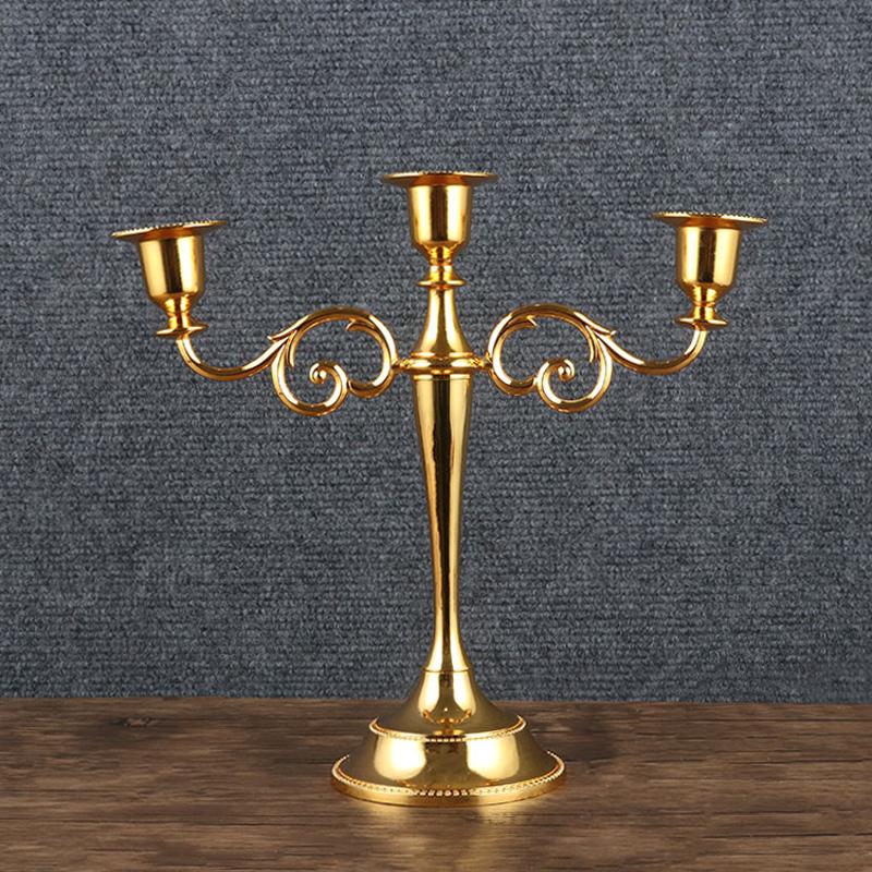 Europäischer dreiköpfiger Luxus-Kerzenständer für romantische Kerzenlicht-Dinner