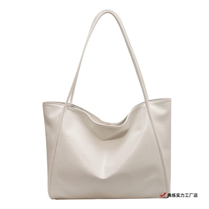 Large-capacity Bag Women's Bag, New Silver Shoulder Bag, College Student Commuter Tote Bag, White and Black Traditional Practice