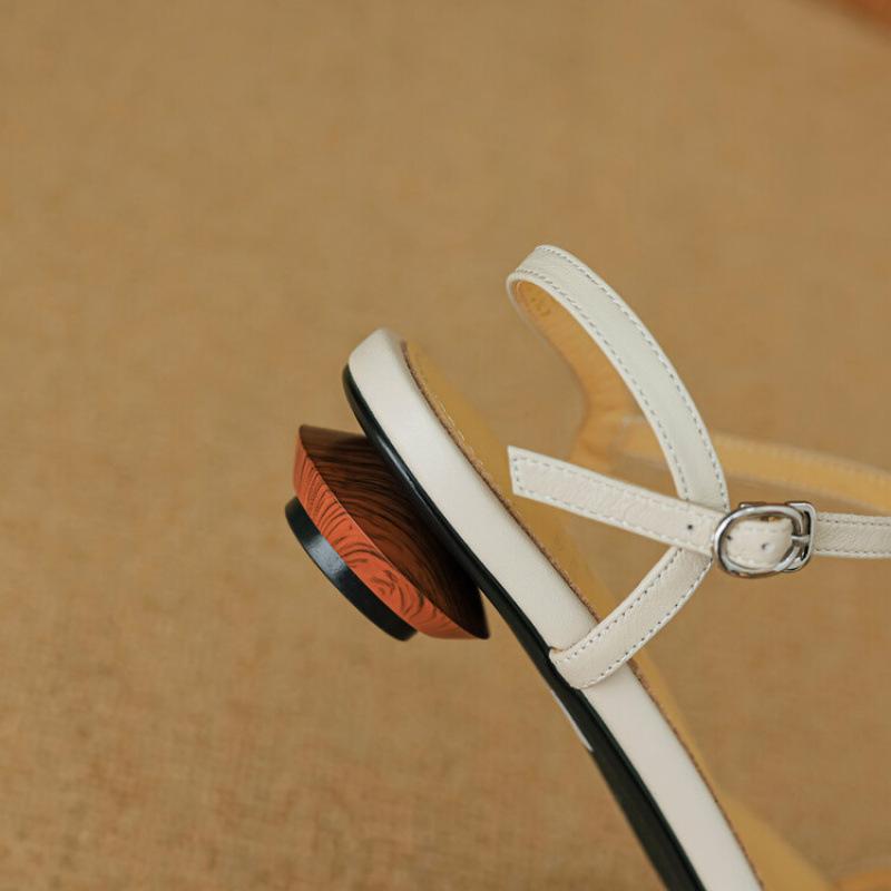 Summer women's one-word sandals Korean version comfortable beef tendon soft sole large size new flat sandals buckle back empty leather