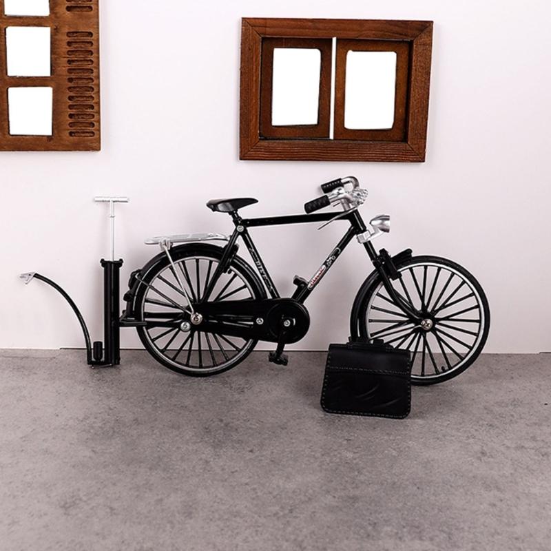 Metalowe Rowery Ozdoba na Biurko Kowalstwo Figurki Rowerów Miniaturowy Model Roweru Zabawka Dekoracje Domu Prezent na Parapetówkę
