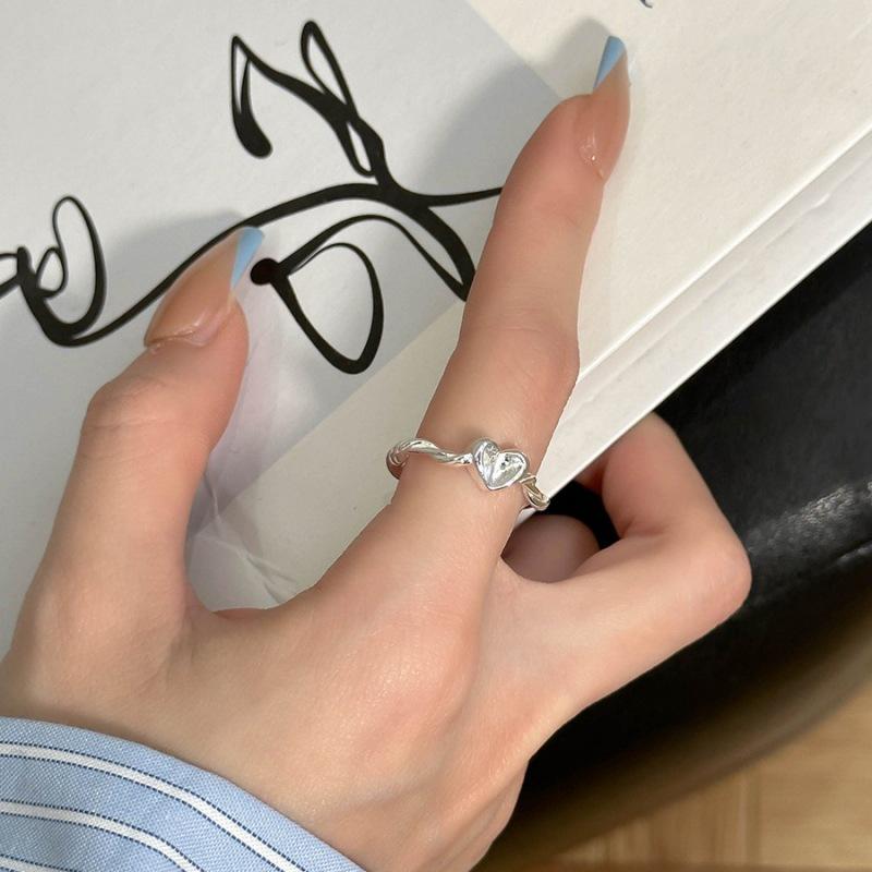 Versatile Twisted Heart Ring for Women - Fashionable, Cool, Stackable, Open Adjustable Design, Perfect for Index Finger