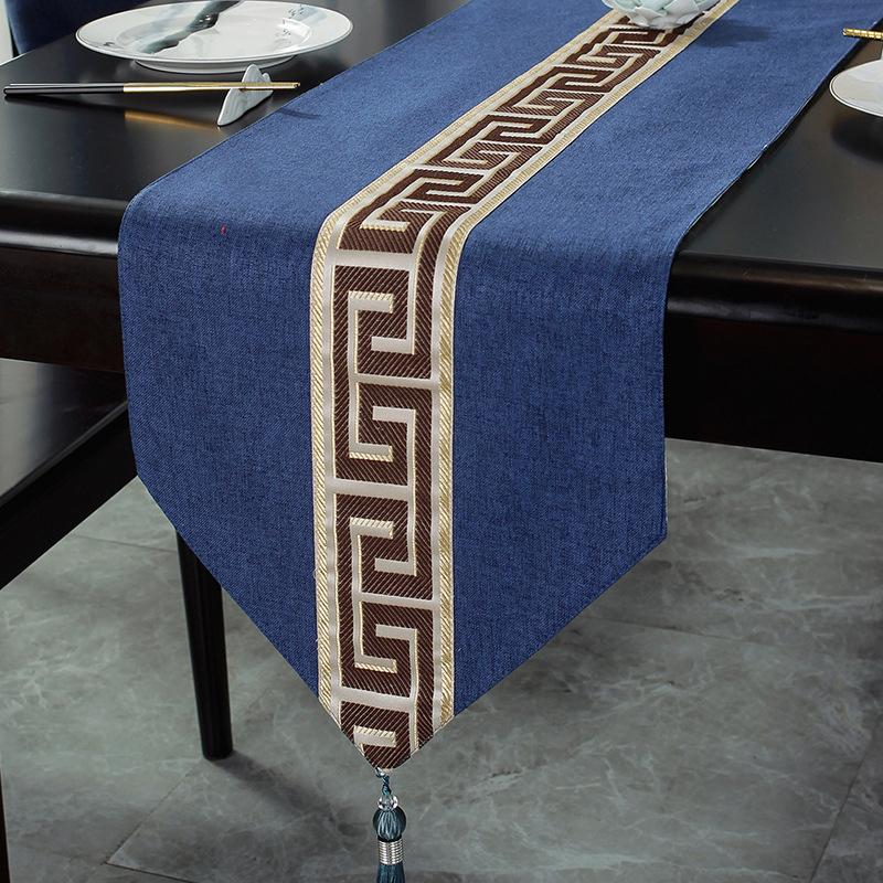 European Jacquard Table Flag Tea Table and TV Cabinet Anti Slip Long Towel Beaded Tassel Pendant Furniture Decoration Tablecloth