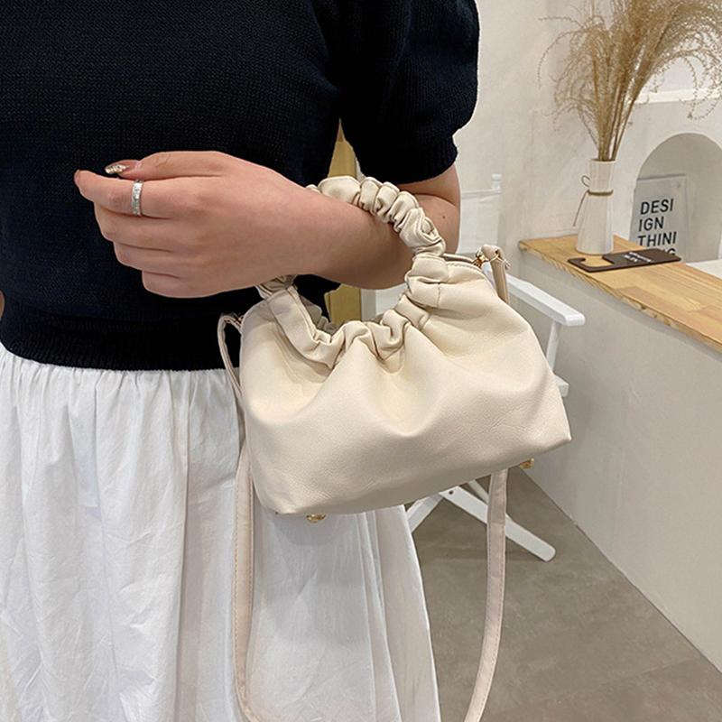 Bahar pilili bulut çanta kadınlar için yumuşak deri omuz askılı çanta moda markalar Crossbody çanta tasarım çanta