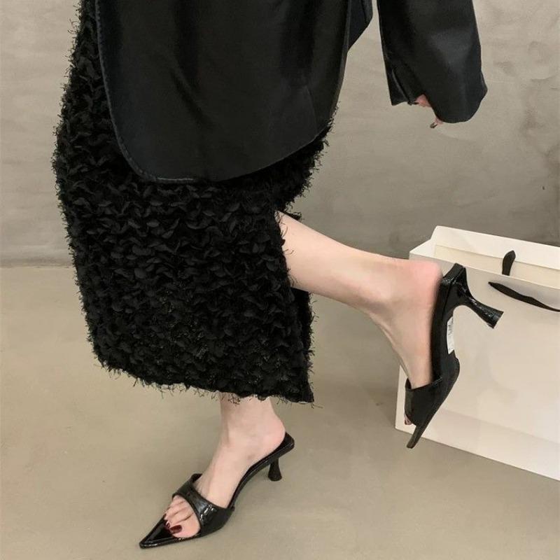 Fashion Shoes Slippers Women Summer Heeled Mules Pointed Toe Low Slides Pantofle High Thin Soft 2025 Concise PU Pumps Sexy Fabric Rome