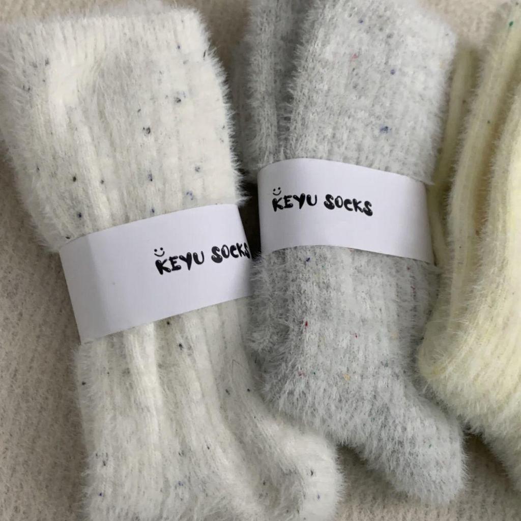 Women's Mink Velvet Mid-Calf Plush Socks - Korean Style, Solid Color, Extra Thick for Autumn/Winter