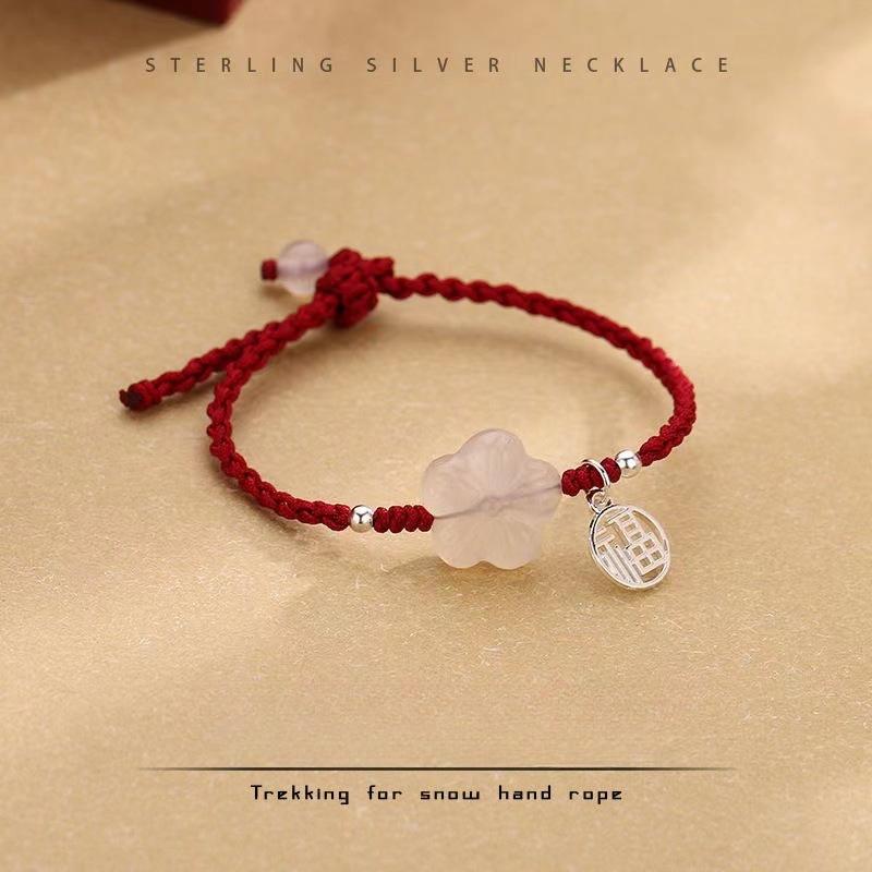 Natural White Agate Plum Blossom Bracelet, Niche Design Adjustable Hand Rope Gift Lychee Frozen Flower Retro Wind Peach