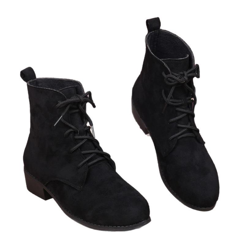 New Style of Shoes: Large-sized Short-top Lace-up Boots for Women, Pointed-toe Mid-heel Flat Thin Single Boots