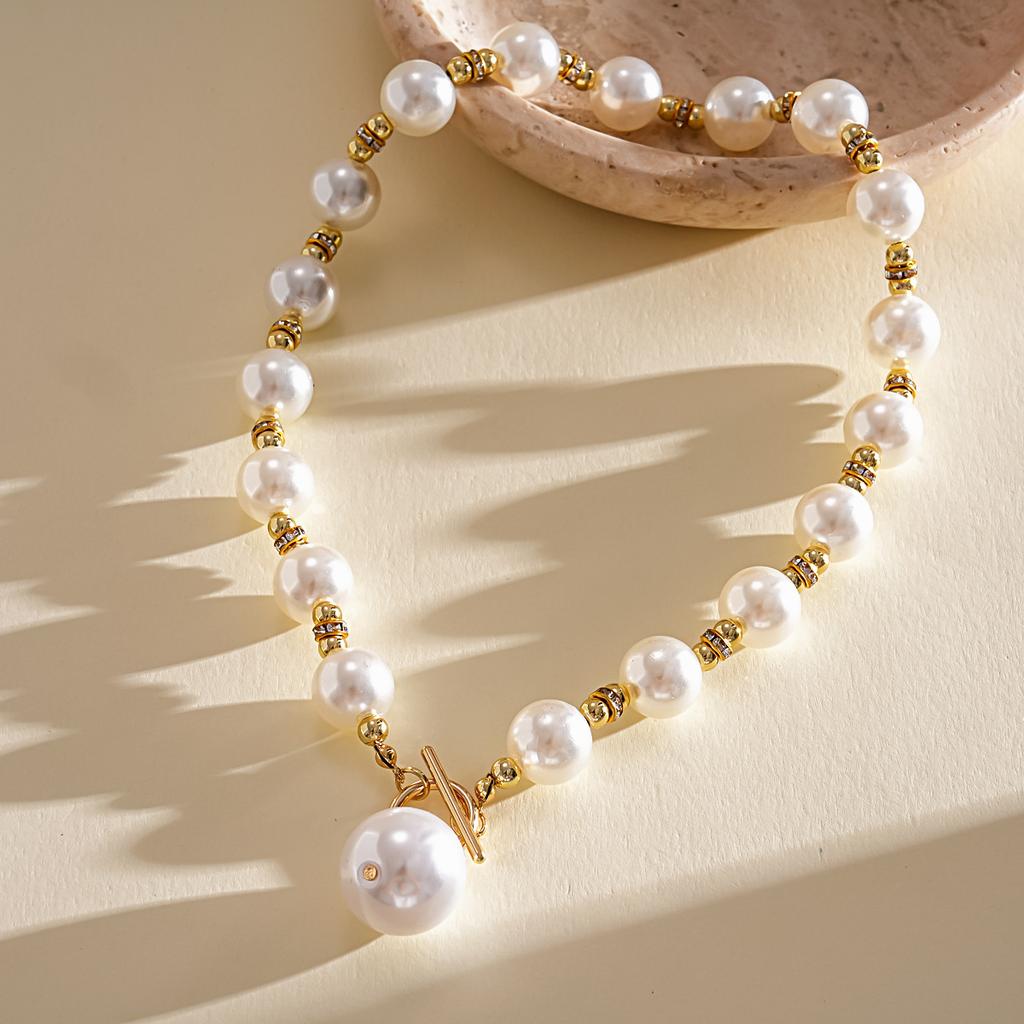 European American Retro Pearl Beaded Diamond‑Set OT Buckle Necklace Niche High‑Grade Simple Versatile Collarbone Trend Jewelry