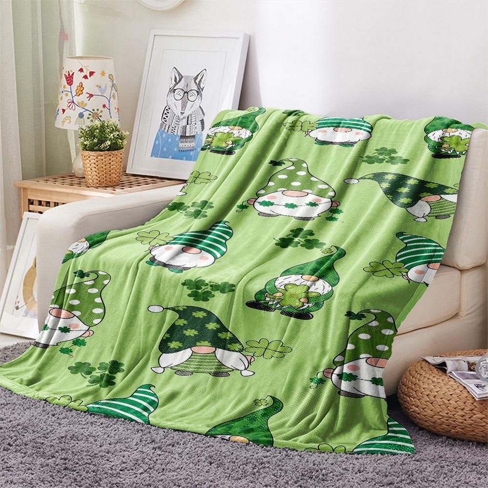 1PC Four-leaf clover Print FlAannel Blanket, High quality Comfortable for All Seasons, Home Decor, Warmth and Comfort
