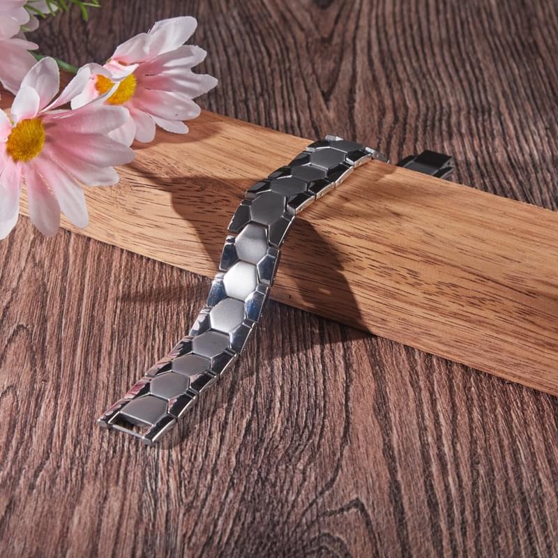 Bio Energy Medical Stainless Steel Bracelet Magnetic Couple Health Fashion Bio Therapy Jewelry for Sale