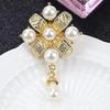 SKEDS Women Girls Elegnat High-end Flower Pearl Crystal Brooch Pin Fashion Exquisite Party Banquet Badges Corsages For Lady