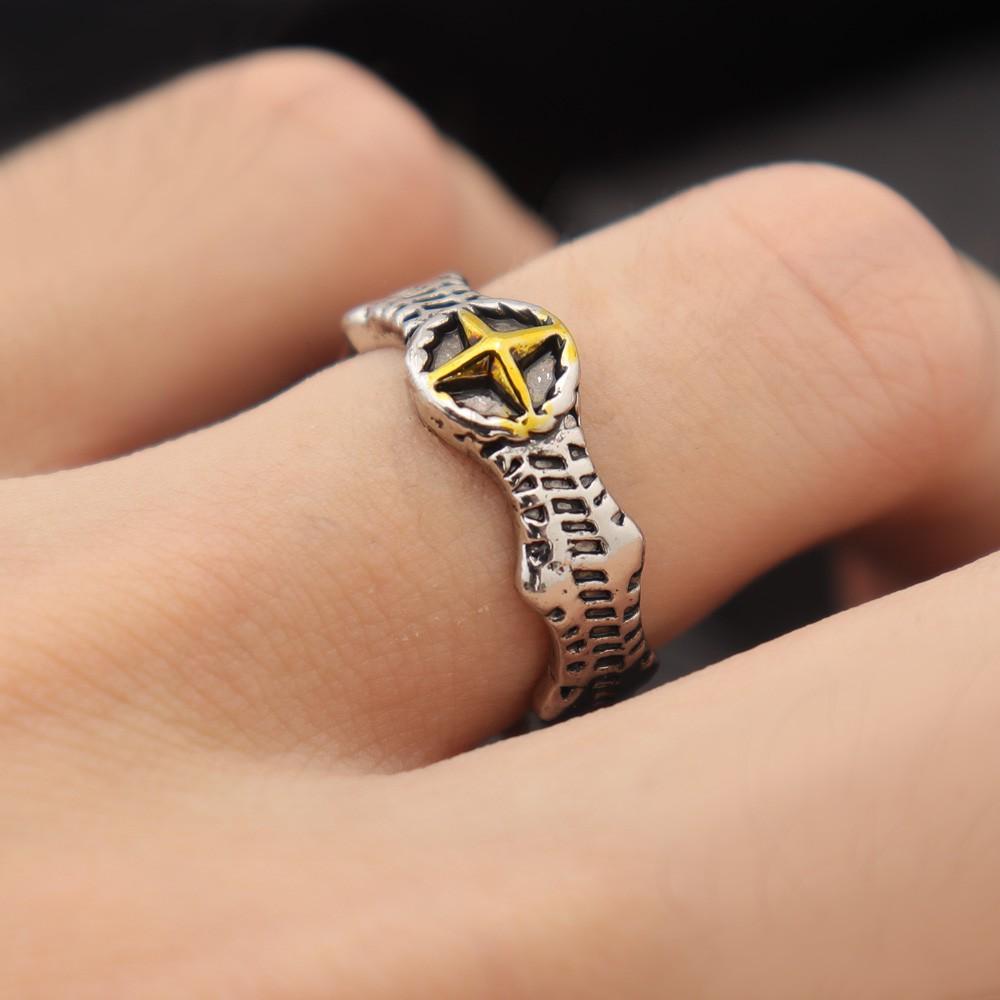 Trendy Retro Knight Shield Cross Ring Charming Men's Ring New Fashion Cross Amulet Jewelry Hip Hop Punk Accessories Party Gift