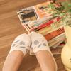 F03_FLUTTERING FLOWERS FAKE SOCKS_blue