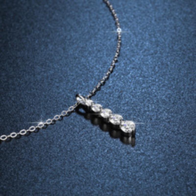 Simulated Moissanite Straight Line Necklace Delicate Collarbone Chain Elegant Women's Versatile Jewelry Accessory