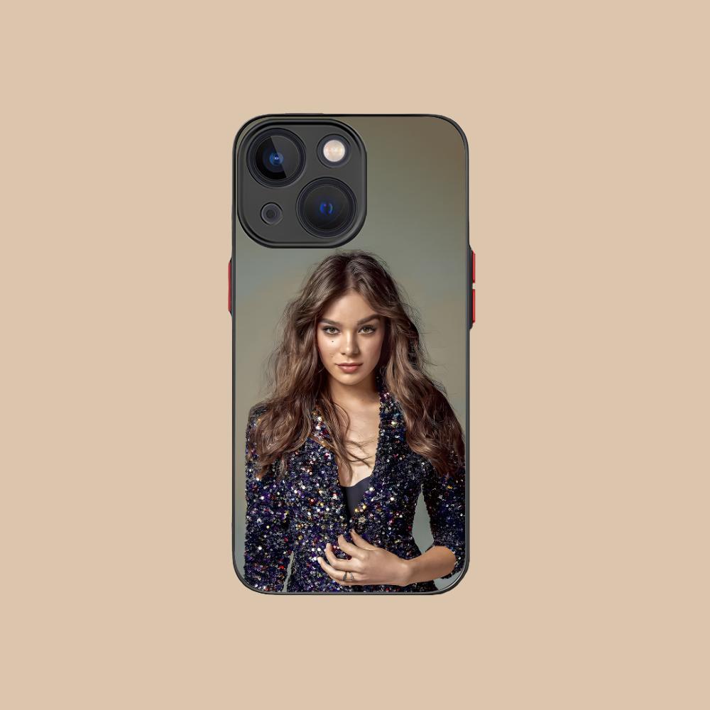 Hailee Steinfeld Silicone Mobile Phone Case for iPhone 17 16 15 14 13 12 11 X XR XS 8 7 Air Pro Max Plus Mini Colorful Cover