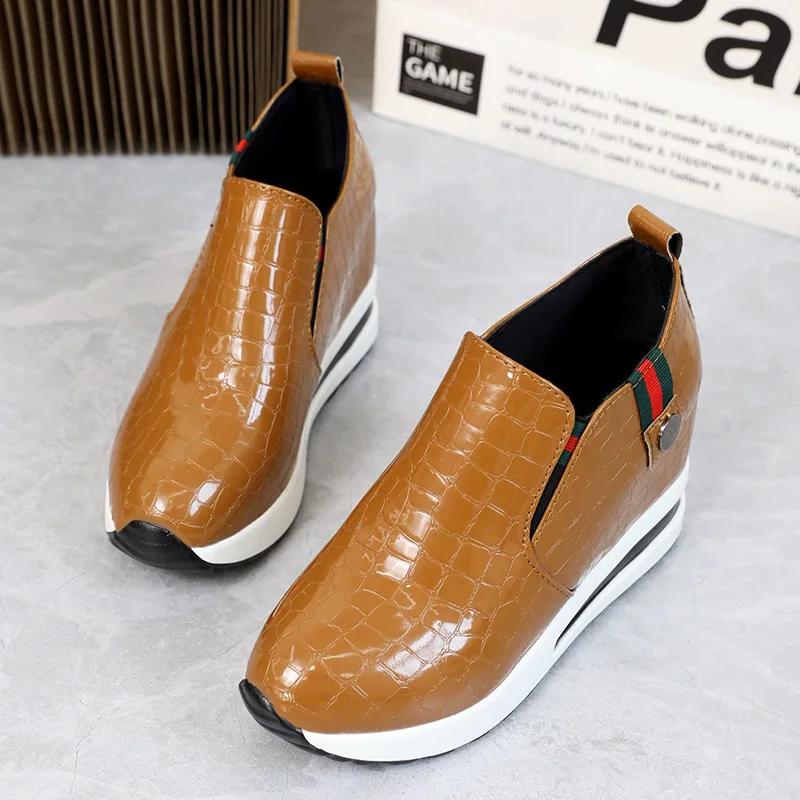 

Модные туфли на танкетке для женщин, увеличивающие рост, повседневные туфли из ПУ кожи для женщин, кроссовки на платформе, слипоны, женские ботинки на платформе 41 оранжевый