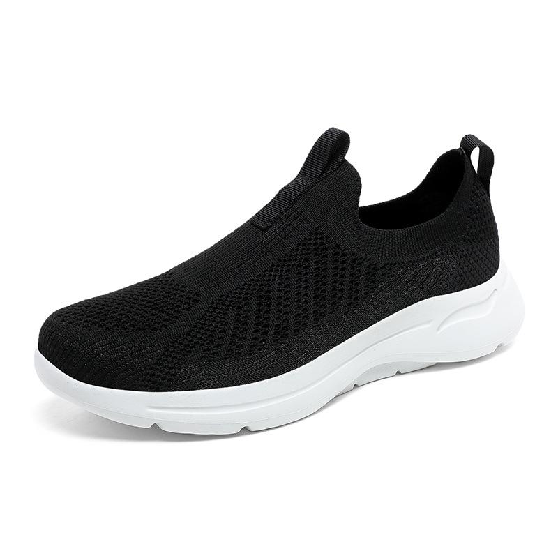 New Men's Sports Shoes Large Size Fly-woven Mesh Shoes Spring and Summer Lazy Shoes Men