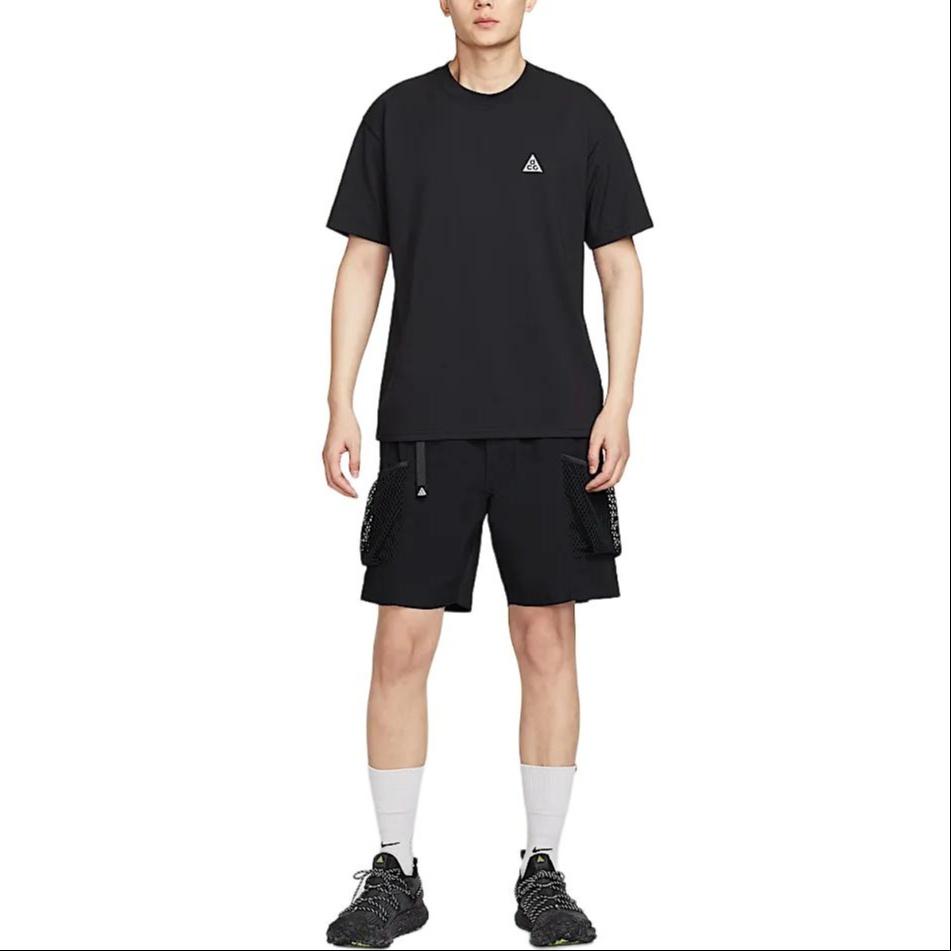 Nike ACG T Shirts Men's Black Crew Neck Moderate IF0371-010