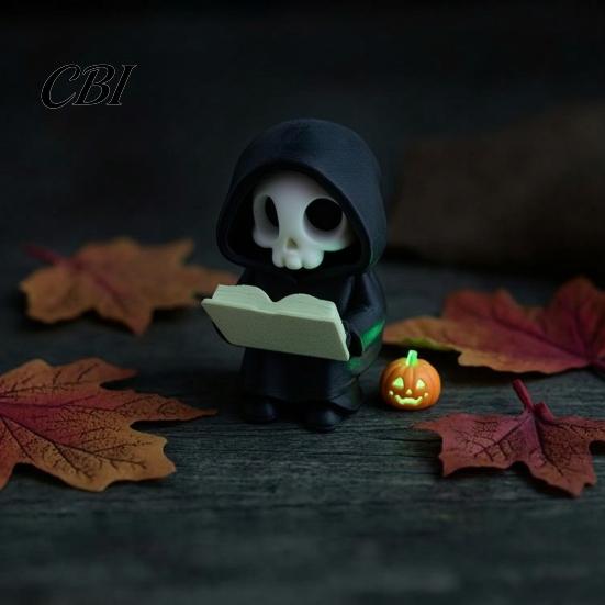 Dark Healing Decor Style Halloween Ornament, Mini 3D Printed Hooded Skull Bookshelf Sculpture Compact Exquisite Details Sculpture, for Desk Decoration