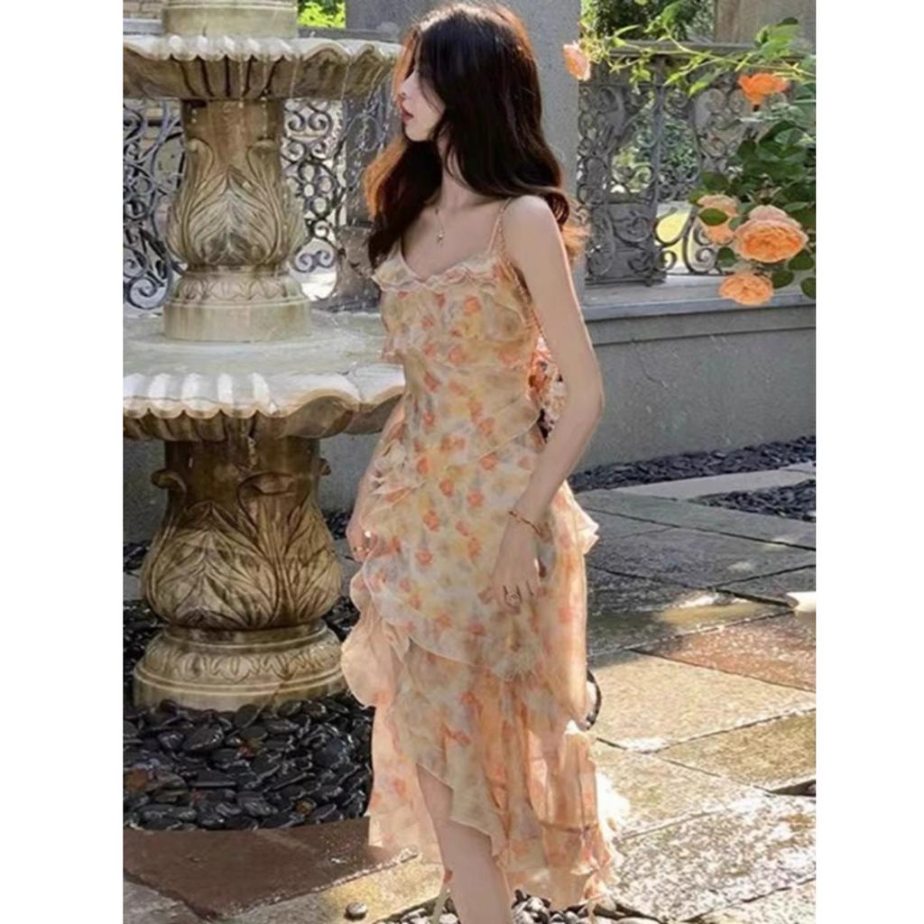 Suspender floral chiffon dress women's summer new sexy V-neck temperament slim and thin foreign A-shaped skirt