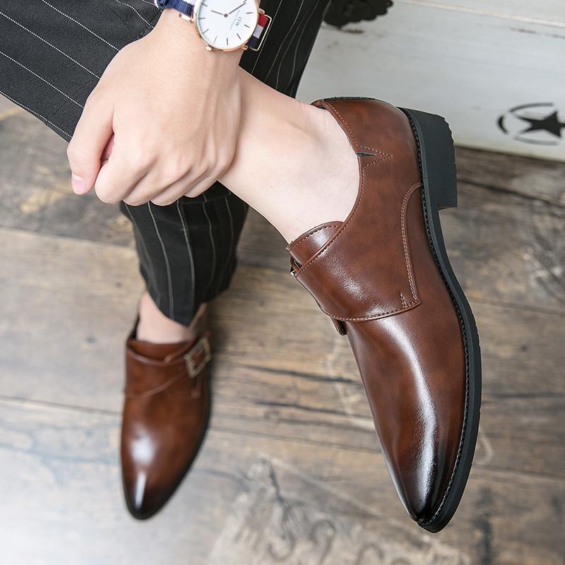 Mode Luxus Lederschuhe Herren Slipper mit Schnallen Lässige Herrenschuhe Britischer Stil Dicke Sohle Lackleder Weiche Schuhe Mokassin
