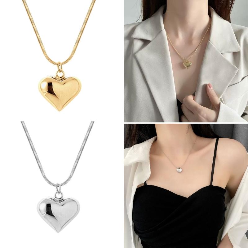 Y2K Aesthetic Chunky Heart Choker Necklace for Women Summer  Teen Girls 3D Peach Pendant Necklace Copper Clavicle Chain