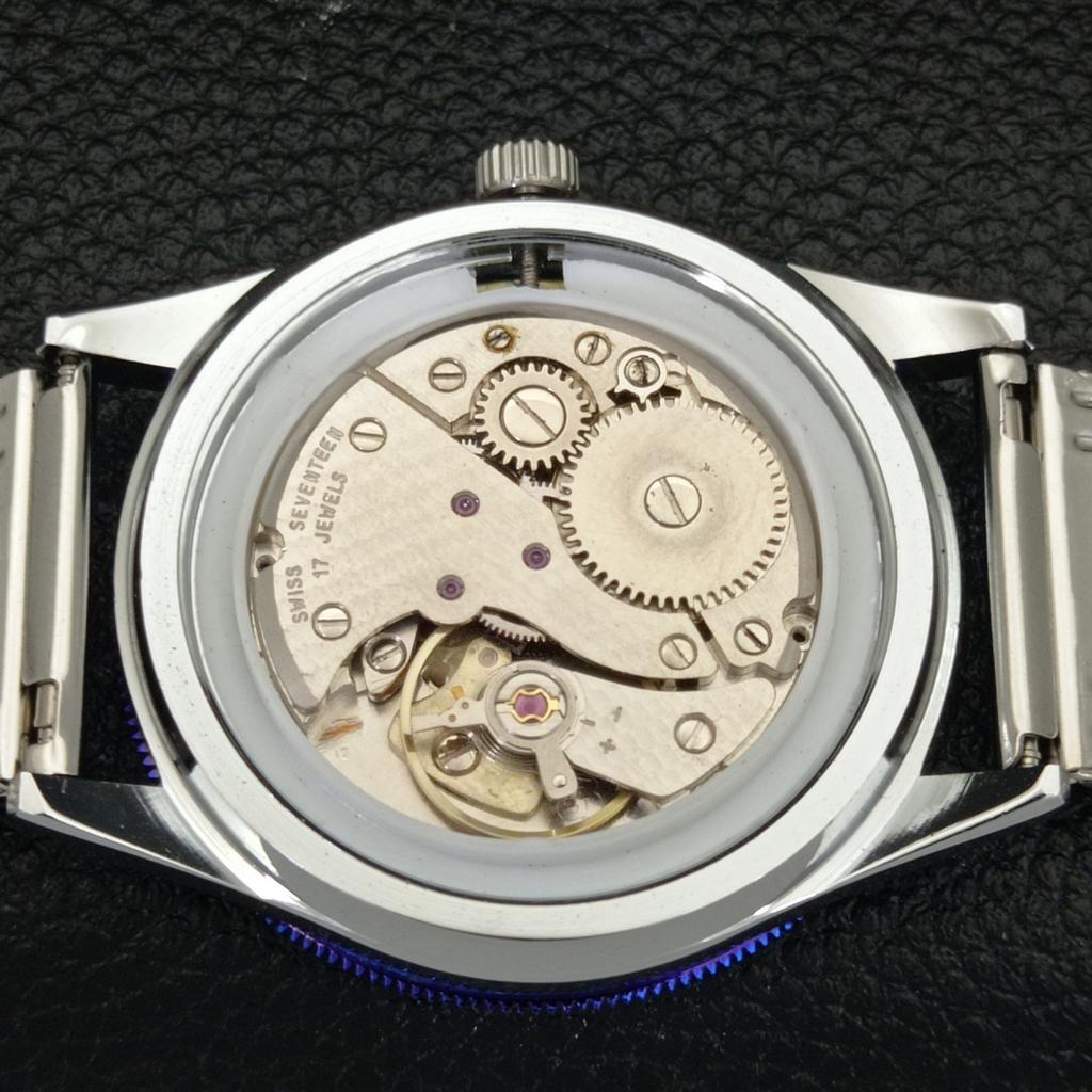 REFURBISHED TITUS SWISS MENS 40MM TURNABLE BEZEL BLUE DIAL WATCH a432731-2 R113-a432731