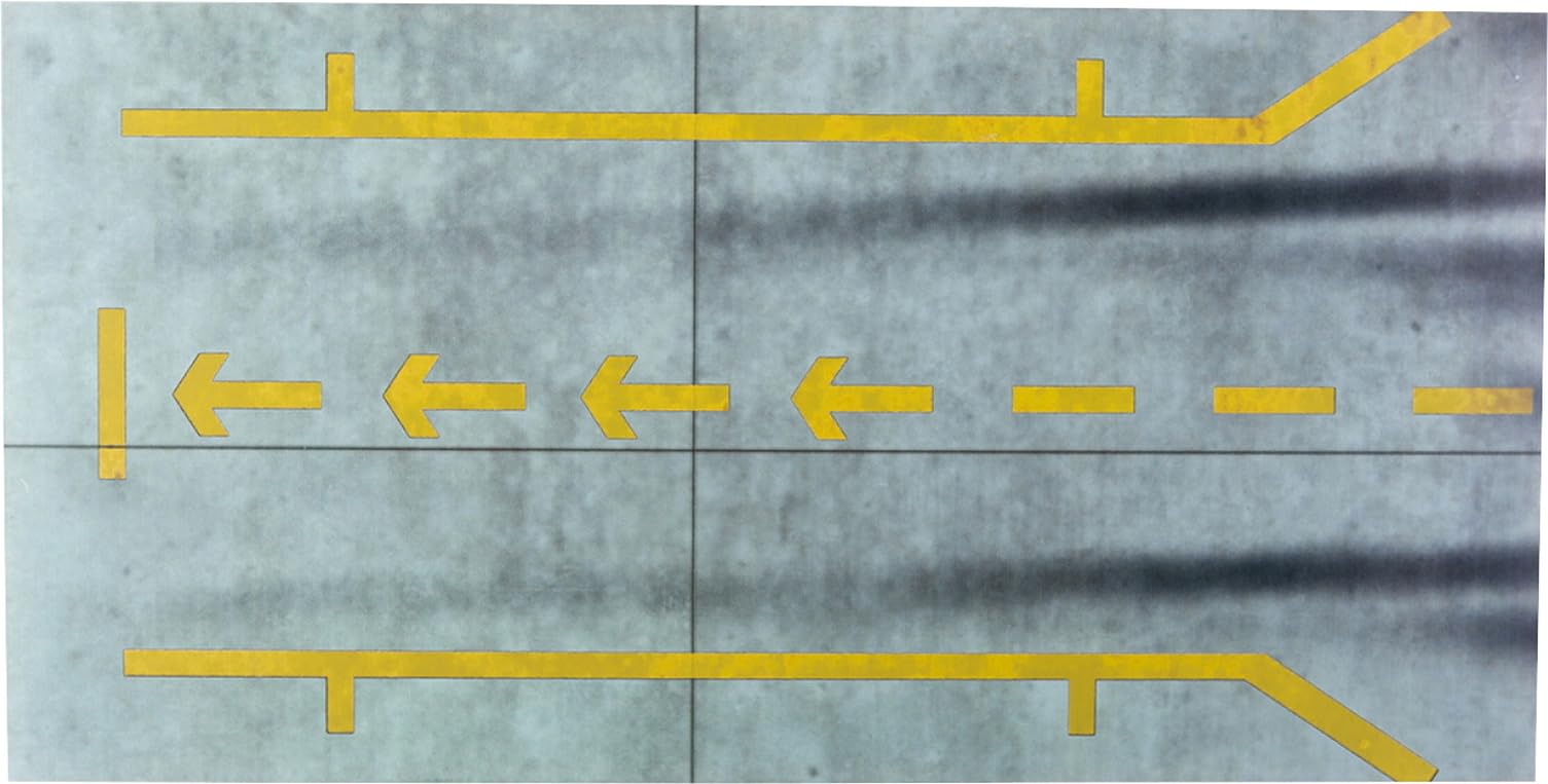 

Reskit F1 Circuit Pit Type 1 x Подставка под дисплей RSKKS20003 1/20 (180 357мм)