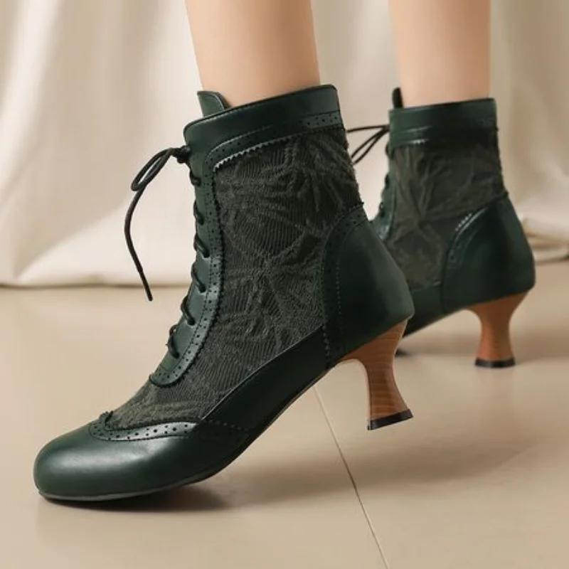 Winter New Fashion Victorian Pointed Toe Ankle Boots for Women Lace Stitching Punk Lace Up Low Heel Big Size Shoes