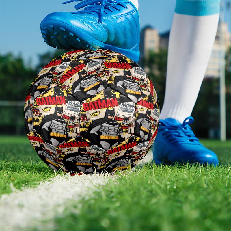 Batman Print Size 5 Soccer Ball, PU Wear Resistant Football for Match Training and Daily Practice, Birthday Gift for Soccer Fans